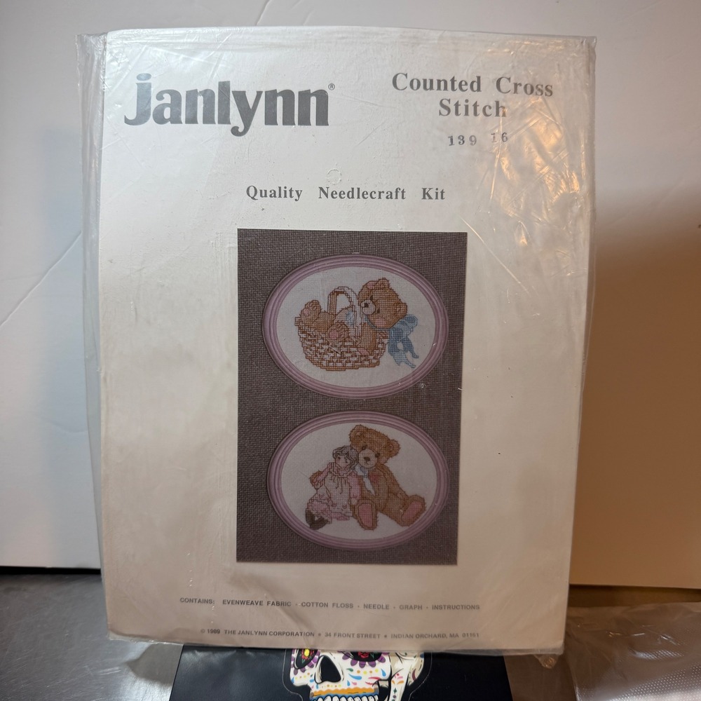 Janlynn Counted Cross Stitch Kit Teddy Bears Nursery Decor Vintage 1989 New